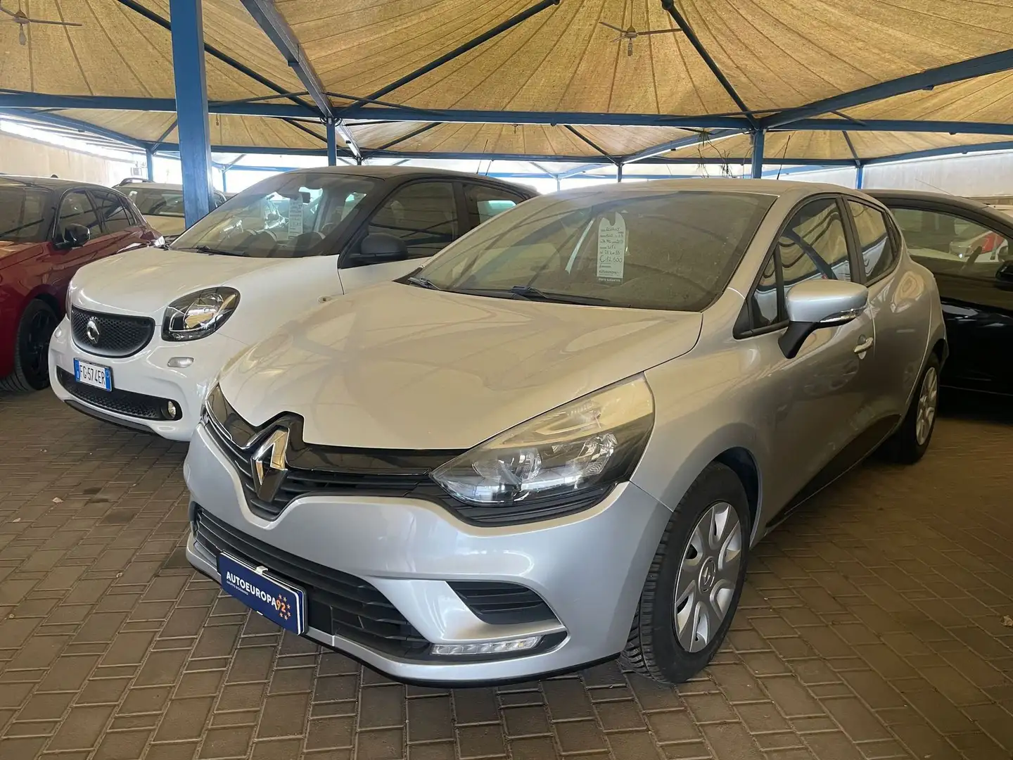 Renault Clio dCi 8V 75CV Start&Stop 5 porte Energy Life Gris - 1