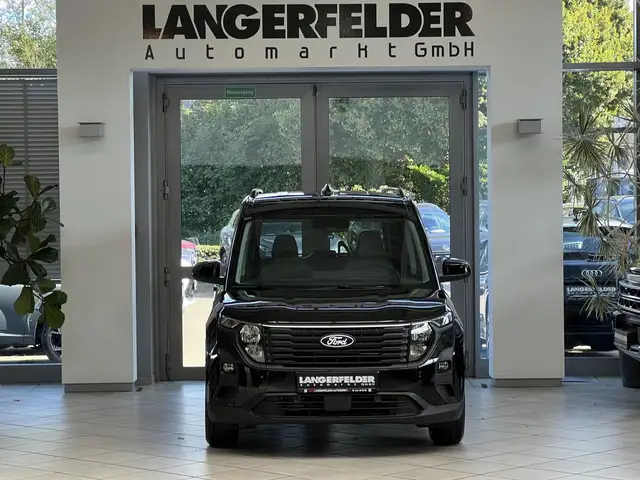 Ford Tourneo Courier view 11