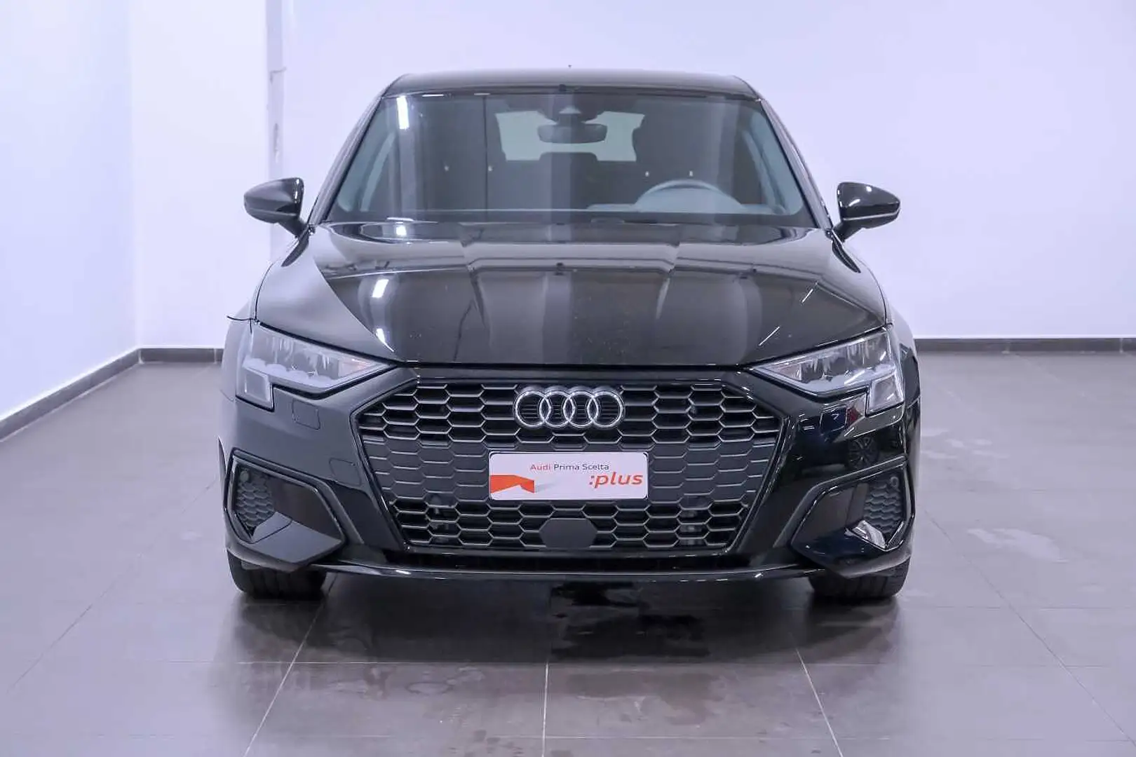Audi A3 4ª serie SPB 40 TFSI e S tronic Business Advanced Nero - 2
