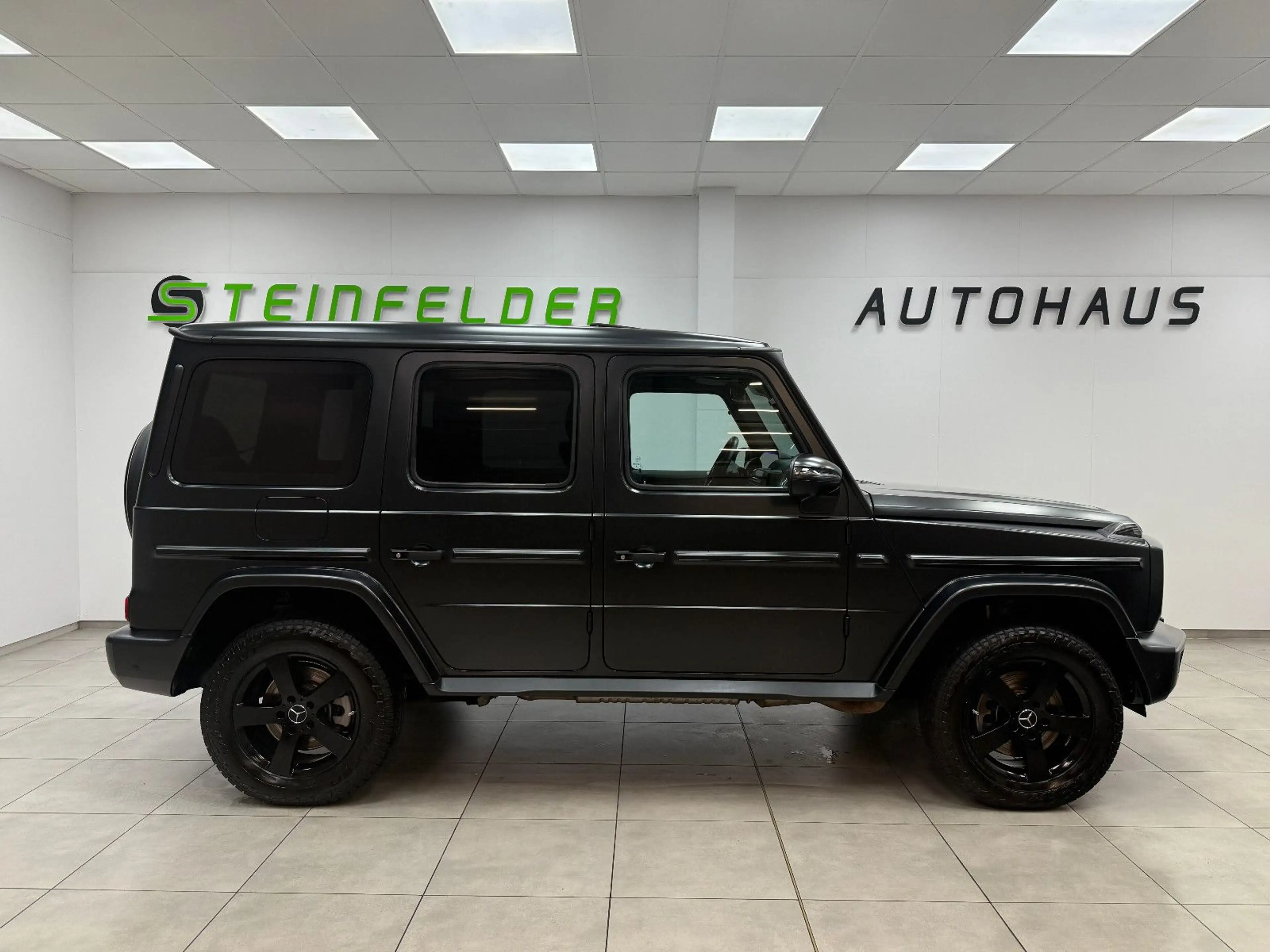 Mercedes-Benz G 400 d G MANUFAKTUR/NIGHT PAKET/SITZLÜFTUNG/360 — photo 8