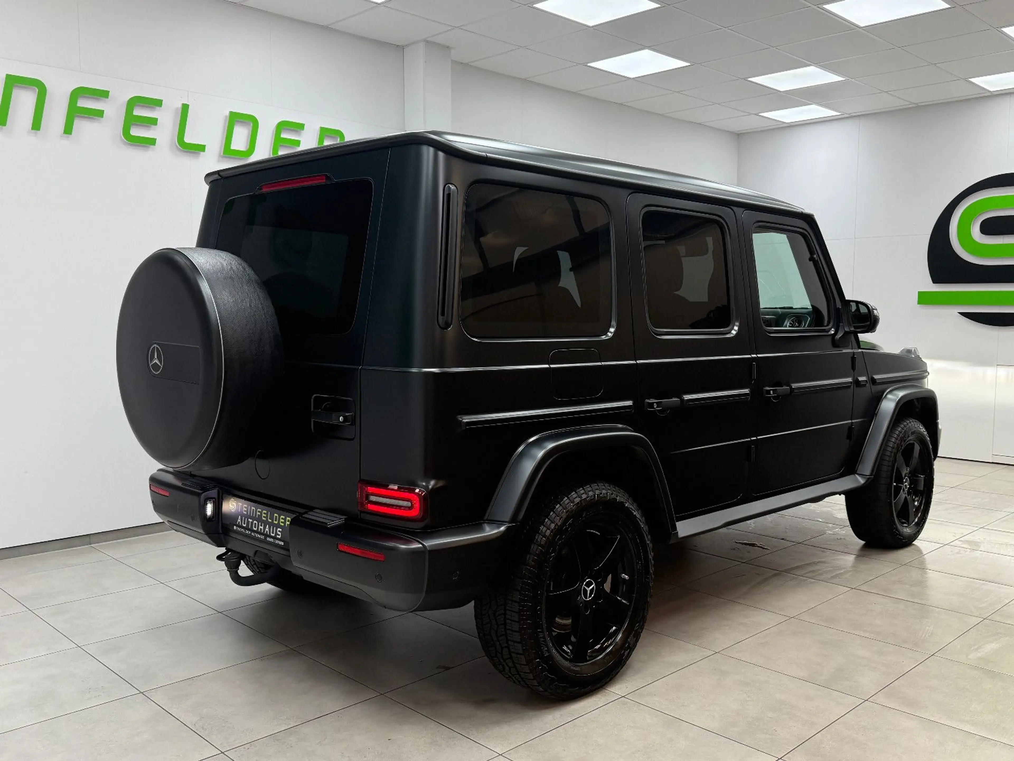 Mercedes-Benz G 400 d G MANUFAKTUR/NIGHT PAKET/SITZLÜFTUNG/360 — photo 7