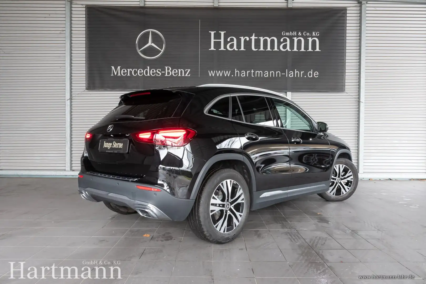 Mercedes-Benz GLA 200 GLA 200 Progressive AHK Multibeam Totwinkel 360° Schwarz - 2
