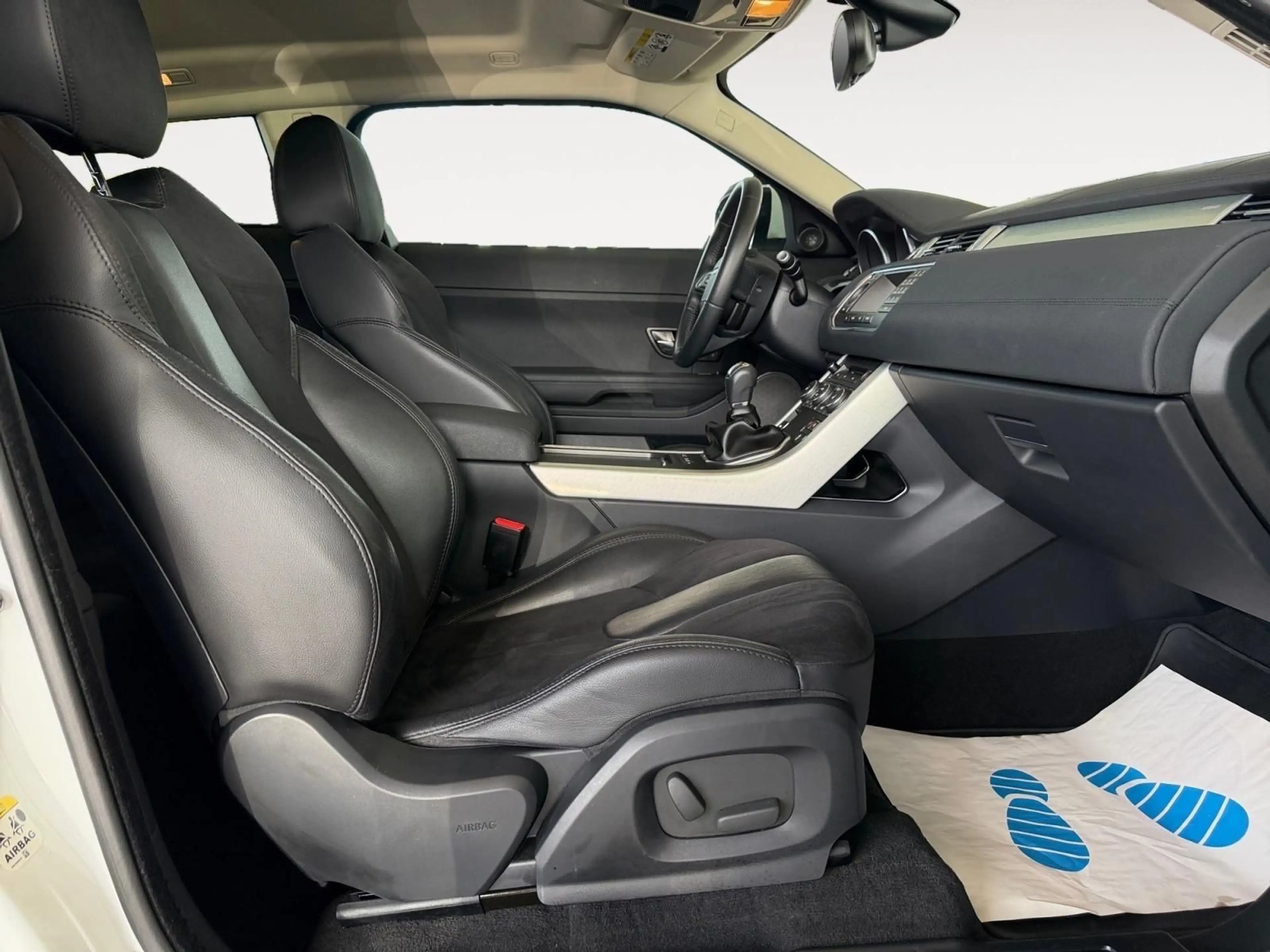 Land Rover Range Rover Evoque Pure — photo 8