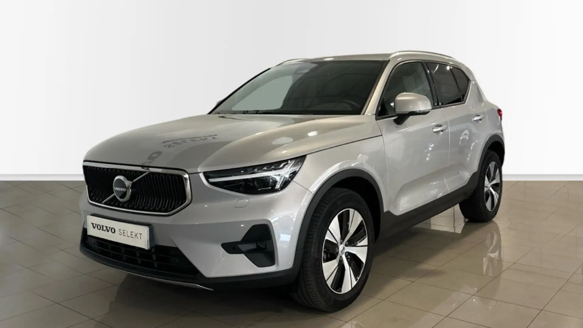 Volvo XC40 B3 Core Aut. Gris - 1