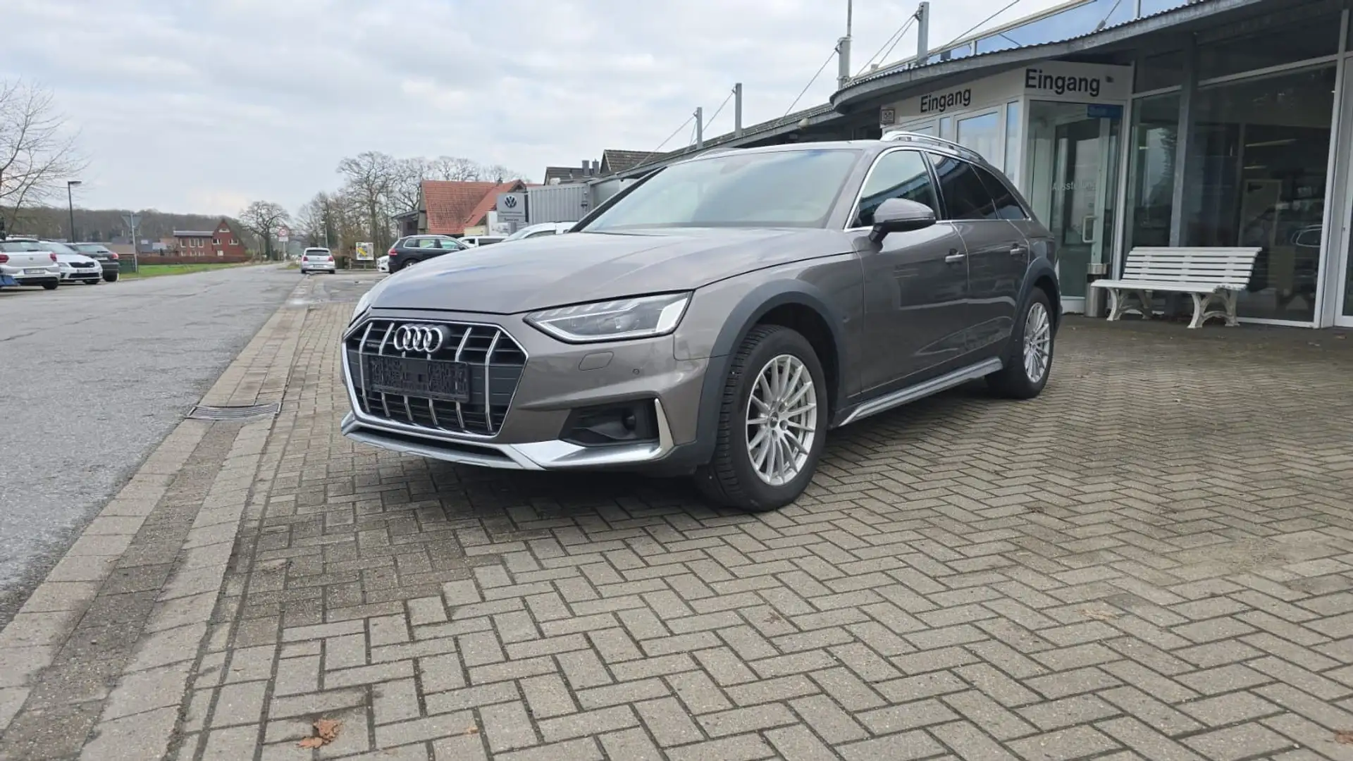 Audi A4 allroad quat 45 TDI LED AHK ACC Lane Side Pan Grau - 1
