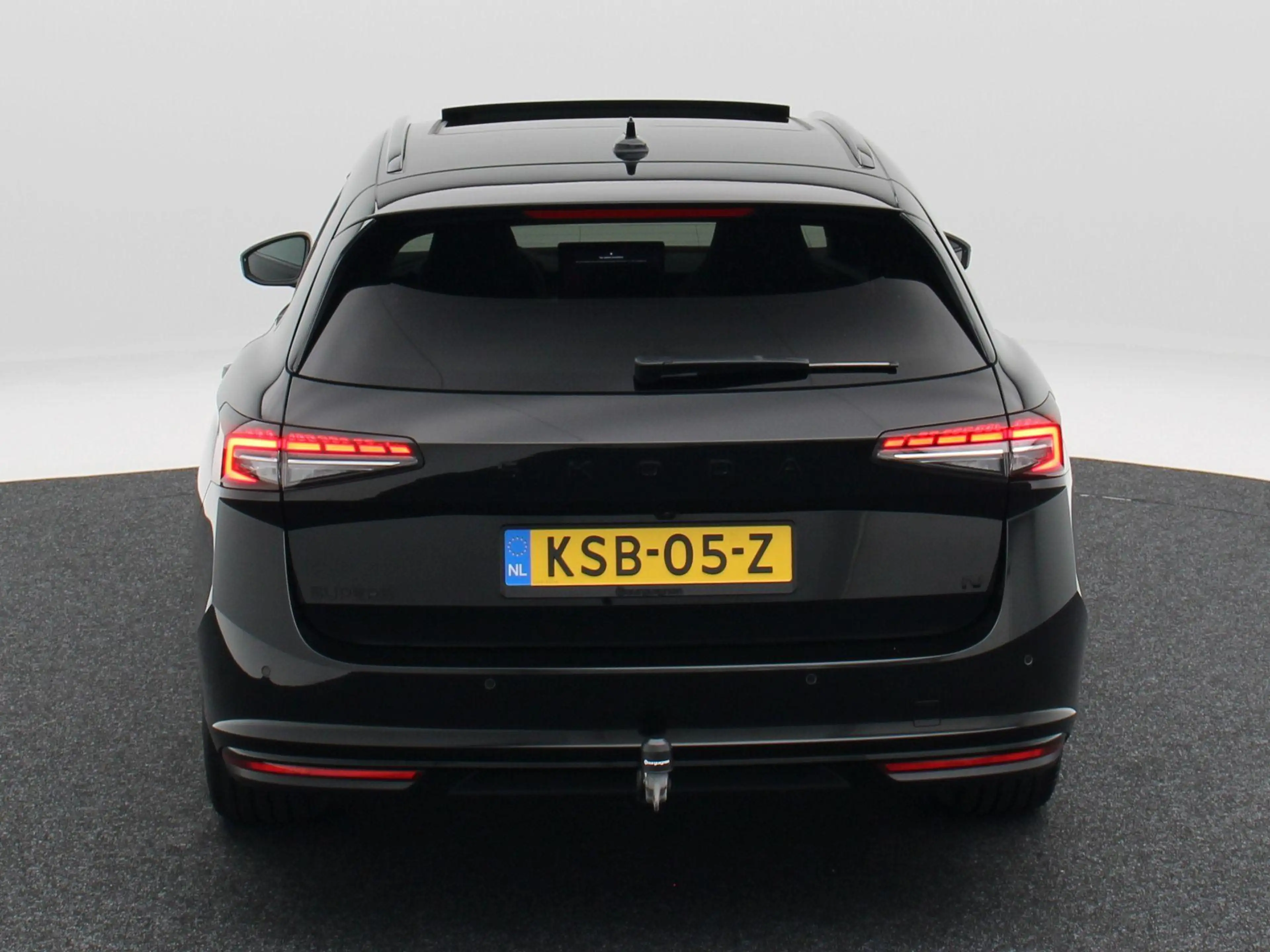 Skoda Superb Combi 1.5 TSi 204 Pk PHEV Sportline Business | Sto — photo 6