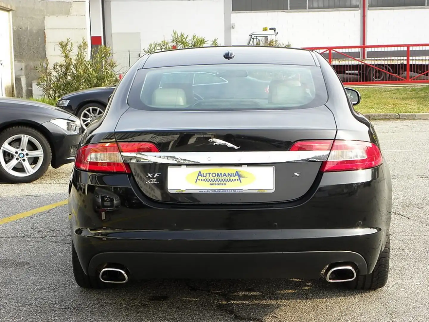 Jaguar XF 3.0 DS V6 Premium Luxury Noir - 2