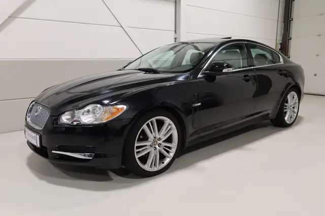 Jaguar XF 4.2 V8 Premium Luxury I Bowers&Wilkins I