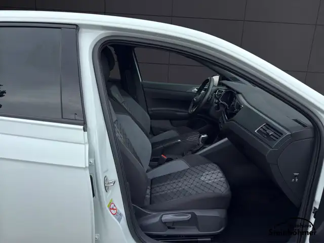 Volkswagen Polo view 13