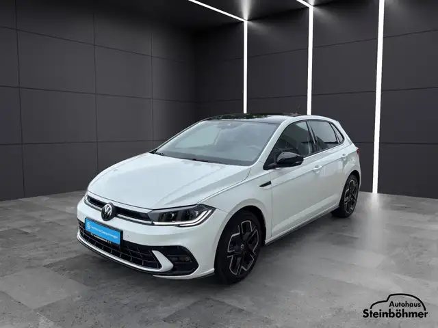 Volkswagen Polo view 2