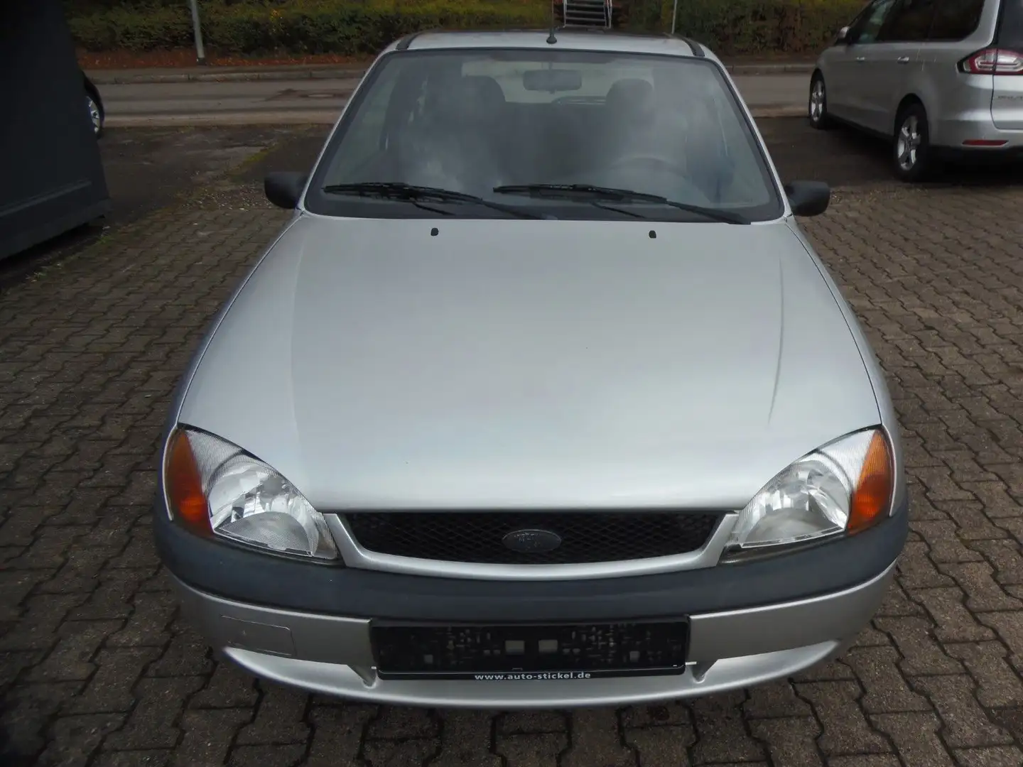 Ford Fiesta 1.3 Florida 62000km Silber - 2