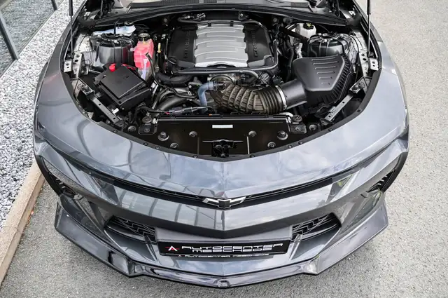 Chevrolet Camaro view 7