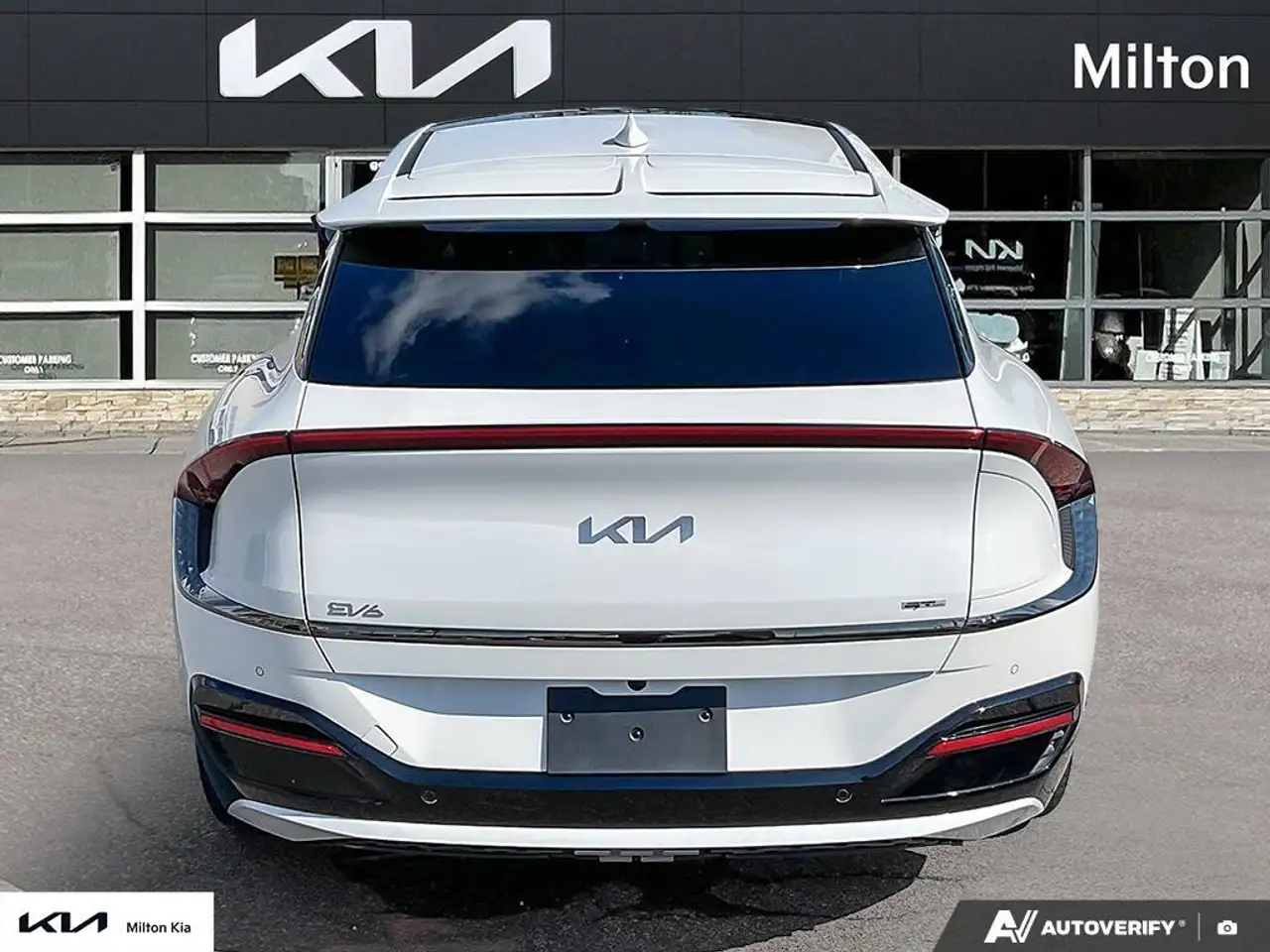 Kia EV6 снимка Kia EV6