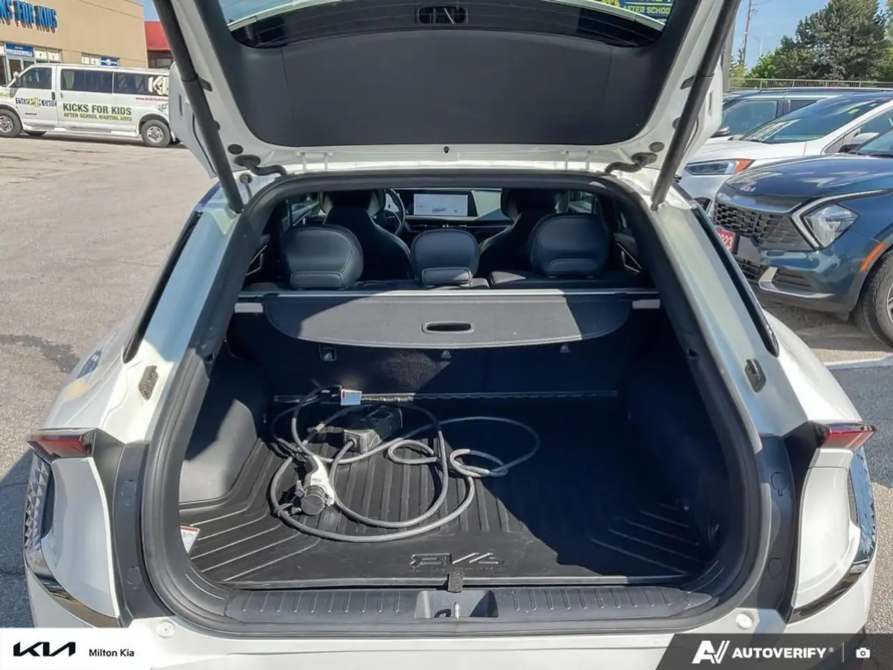 Kia EV6 снимка Kia EV6