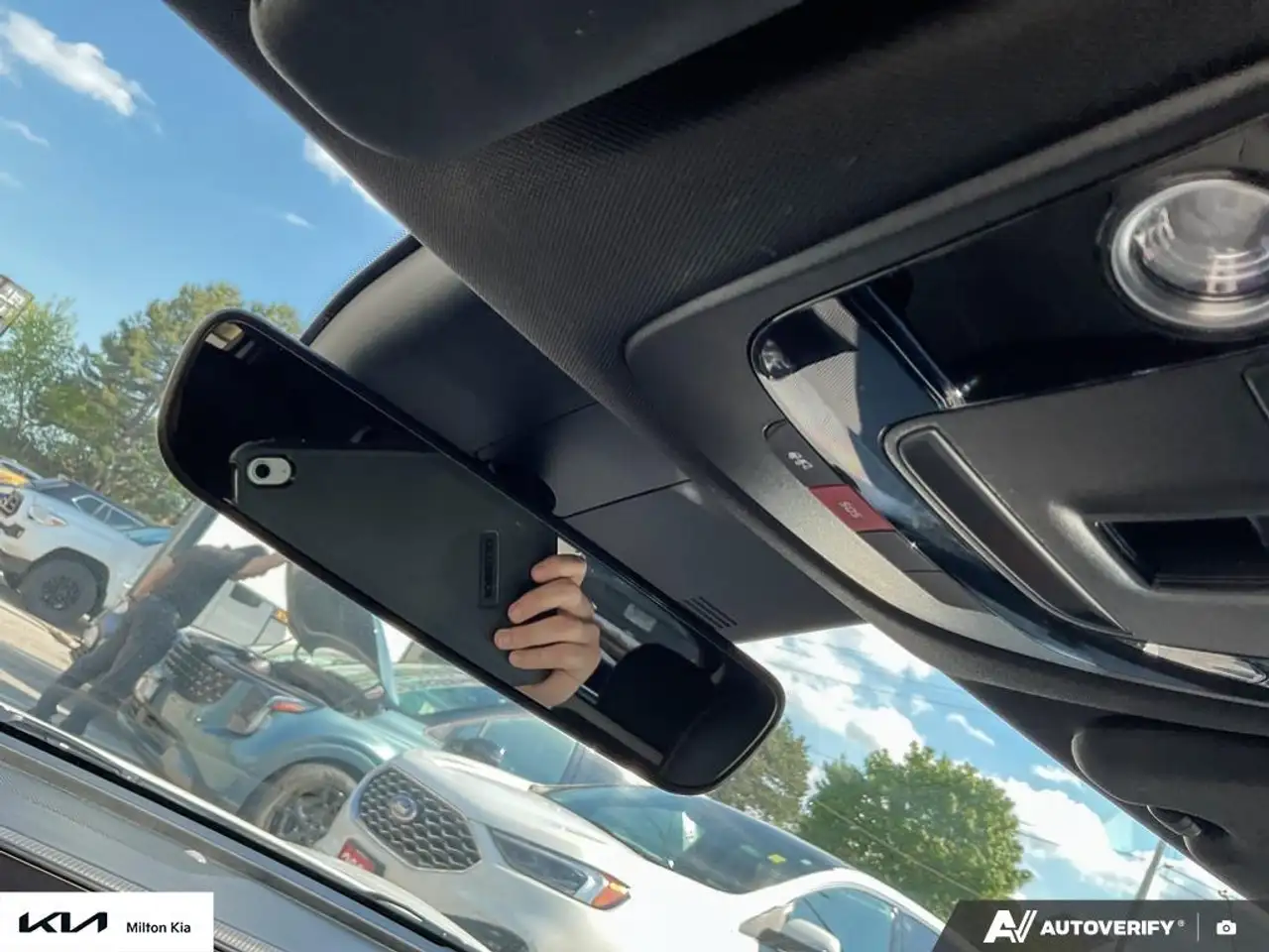 Kia EV6 снимка Kia EV6