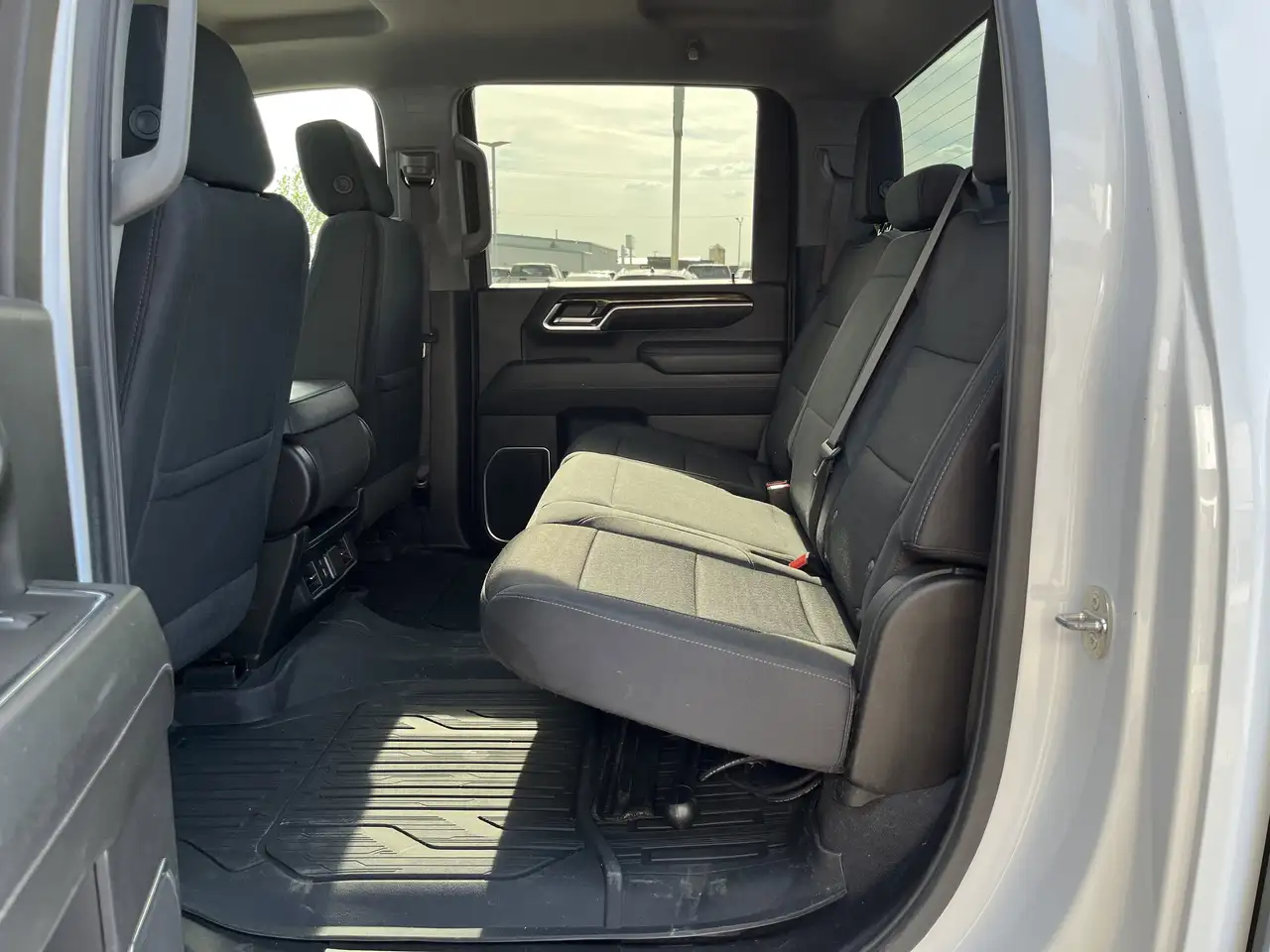 GMC Sierra 3500HD снимка GMC Sierra 3500HD