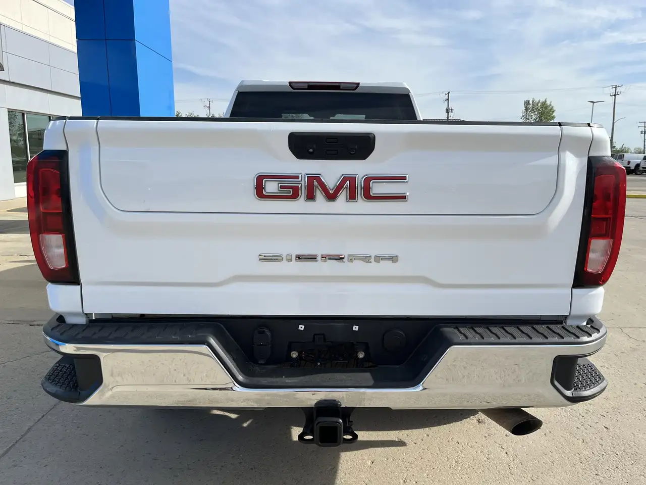GMC Sierra 3500HD снимка GMC Sierra 3500HD