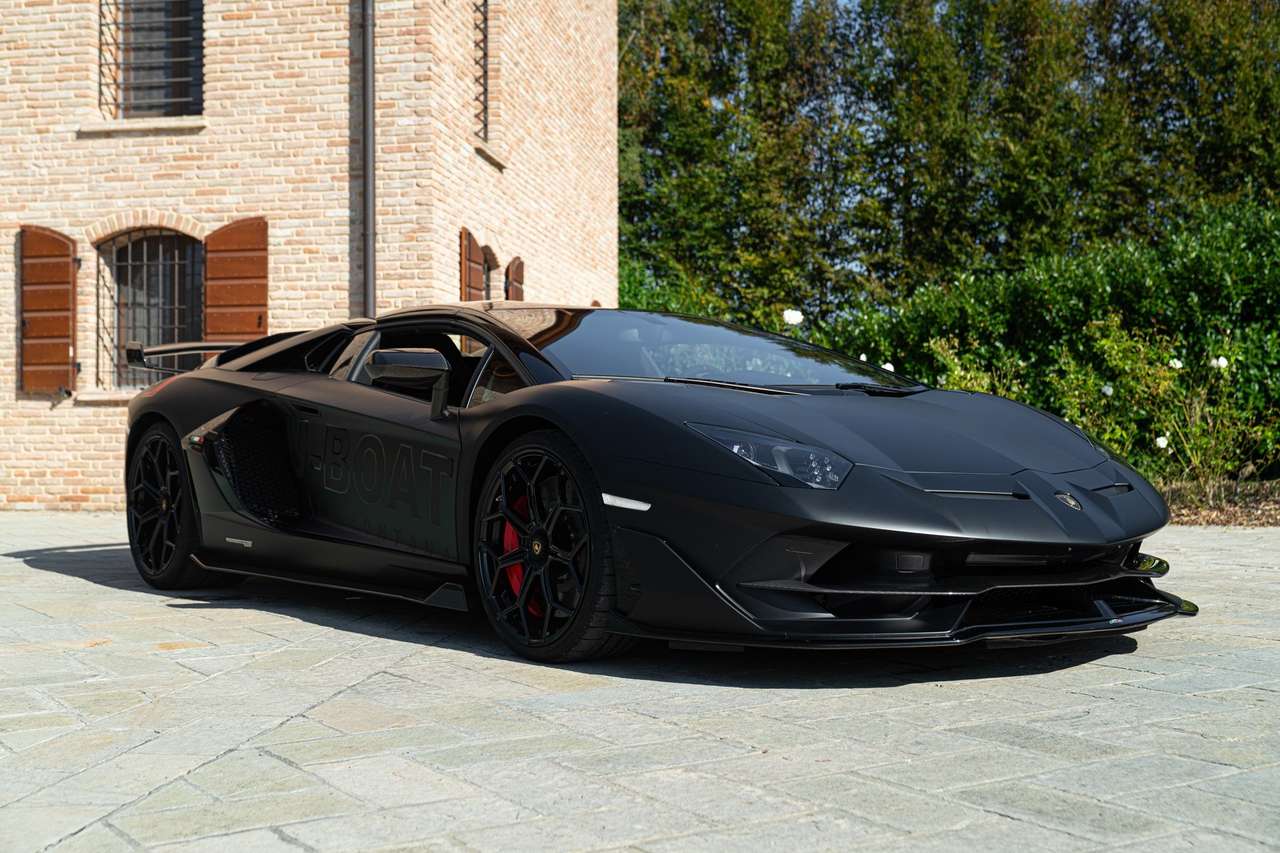 Lamborghini Aventador SVJ ROADSTER