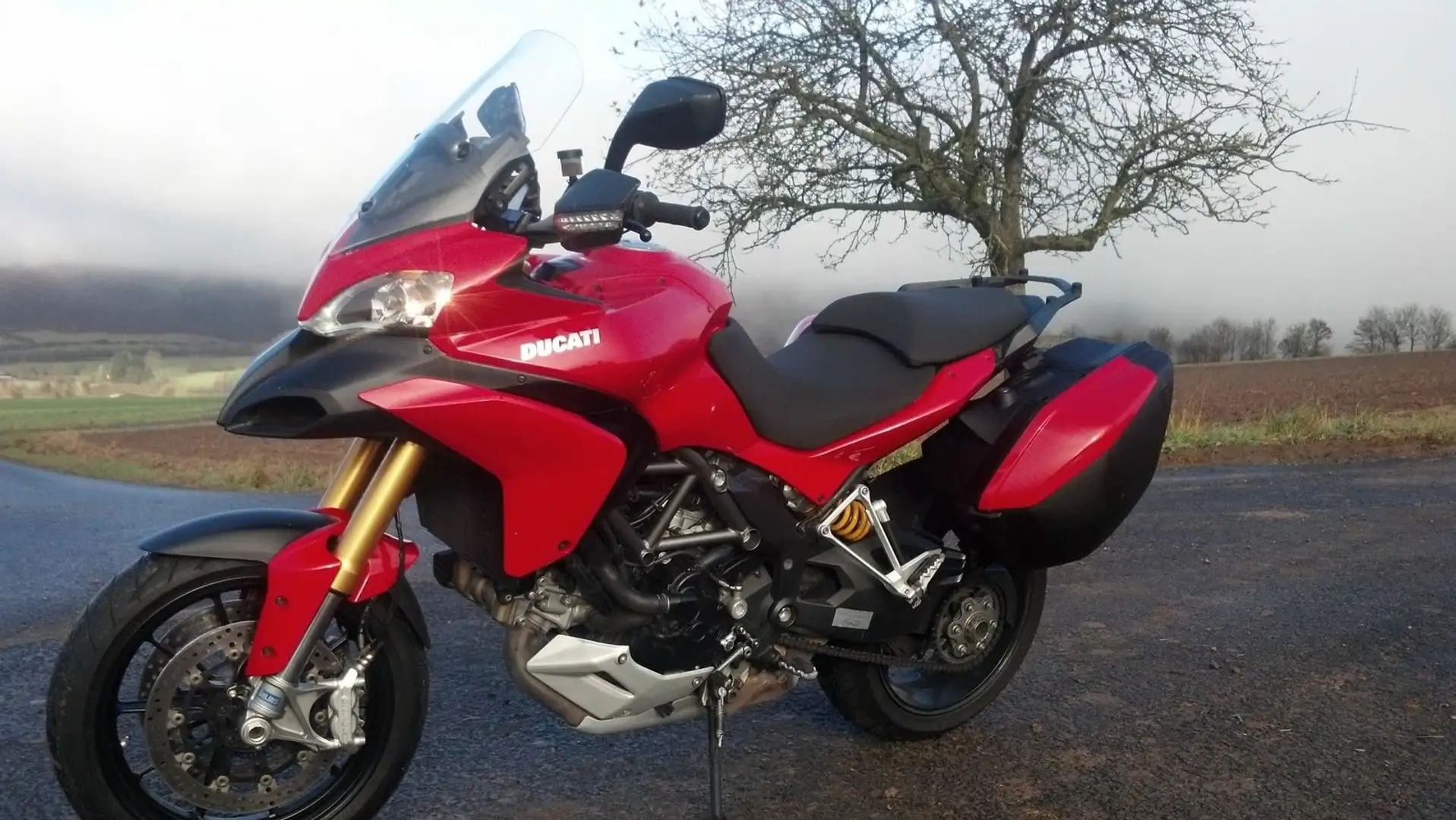 Ducati Multistrada 1200 S Red - 1