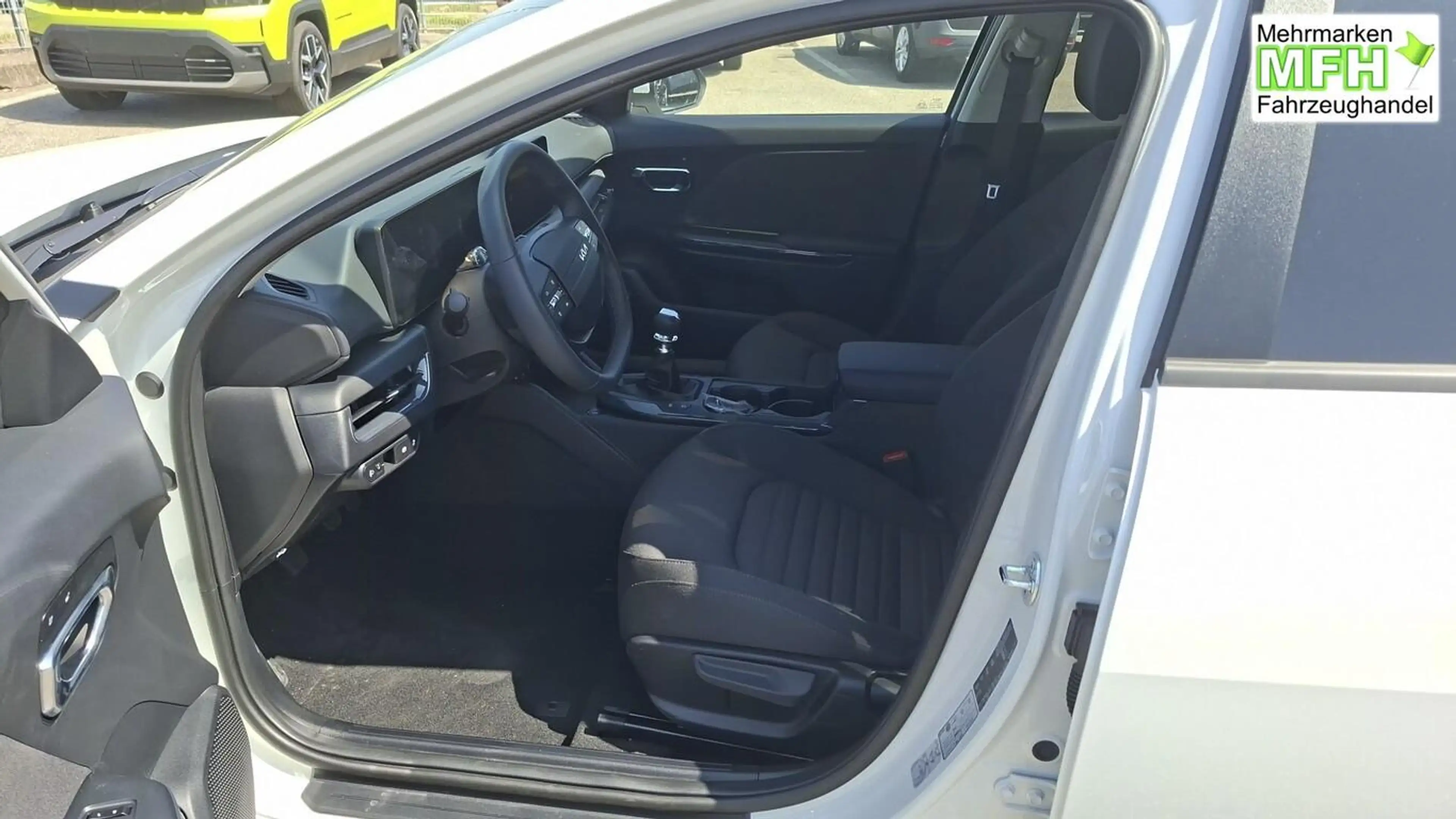 Kia K4 Sportswagon SW Vision MT ACC LED Nav SHZ PrivG ... — photo 4
