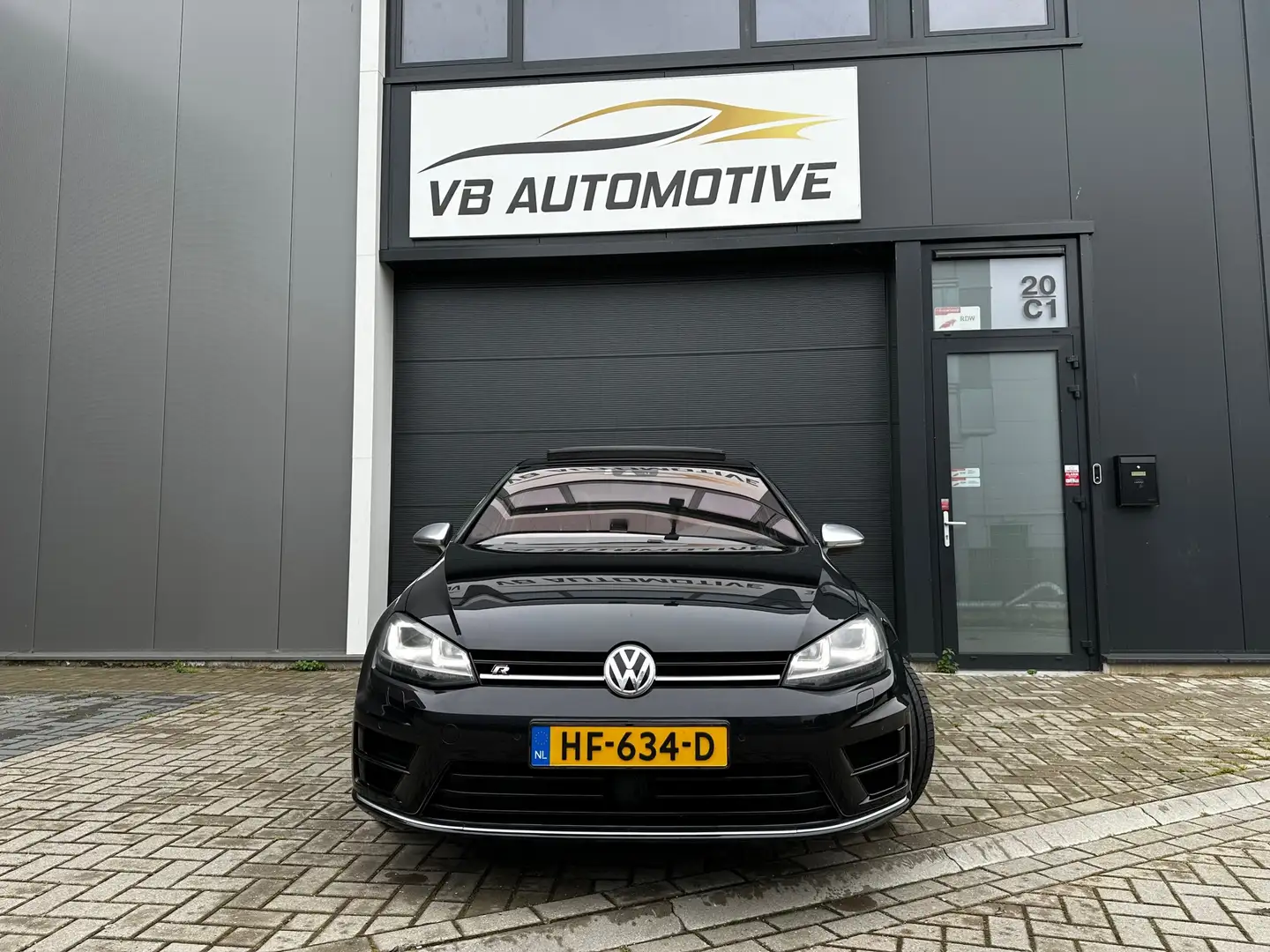 Volkswagen Golf 7 2.0 TSI R 4Motion DSG | Pano | Leer | Adaptive C Noir - 2