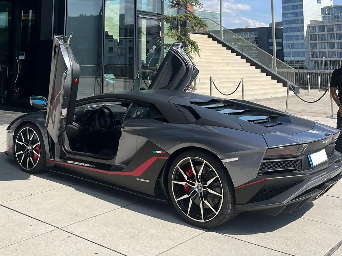 Lamborghini Aventador S LP-740/4 Argintiu - 1