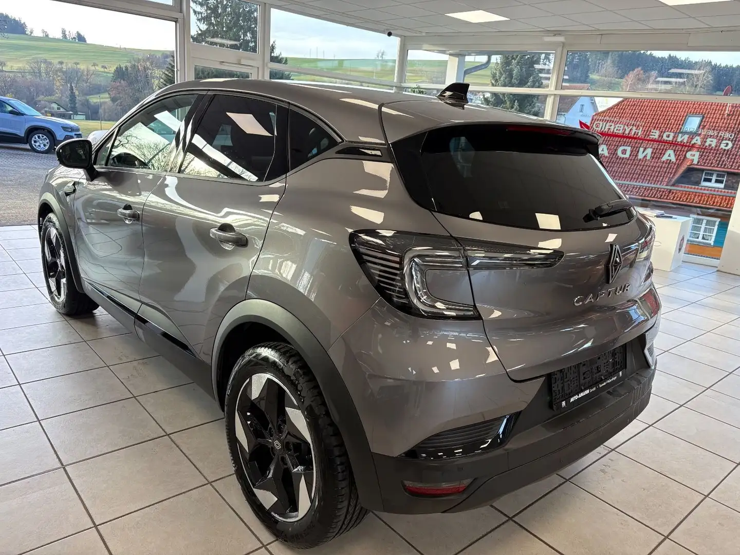 Renault Captur II AUTOMATIK, LED, KAMERA Grijs - 2