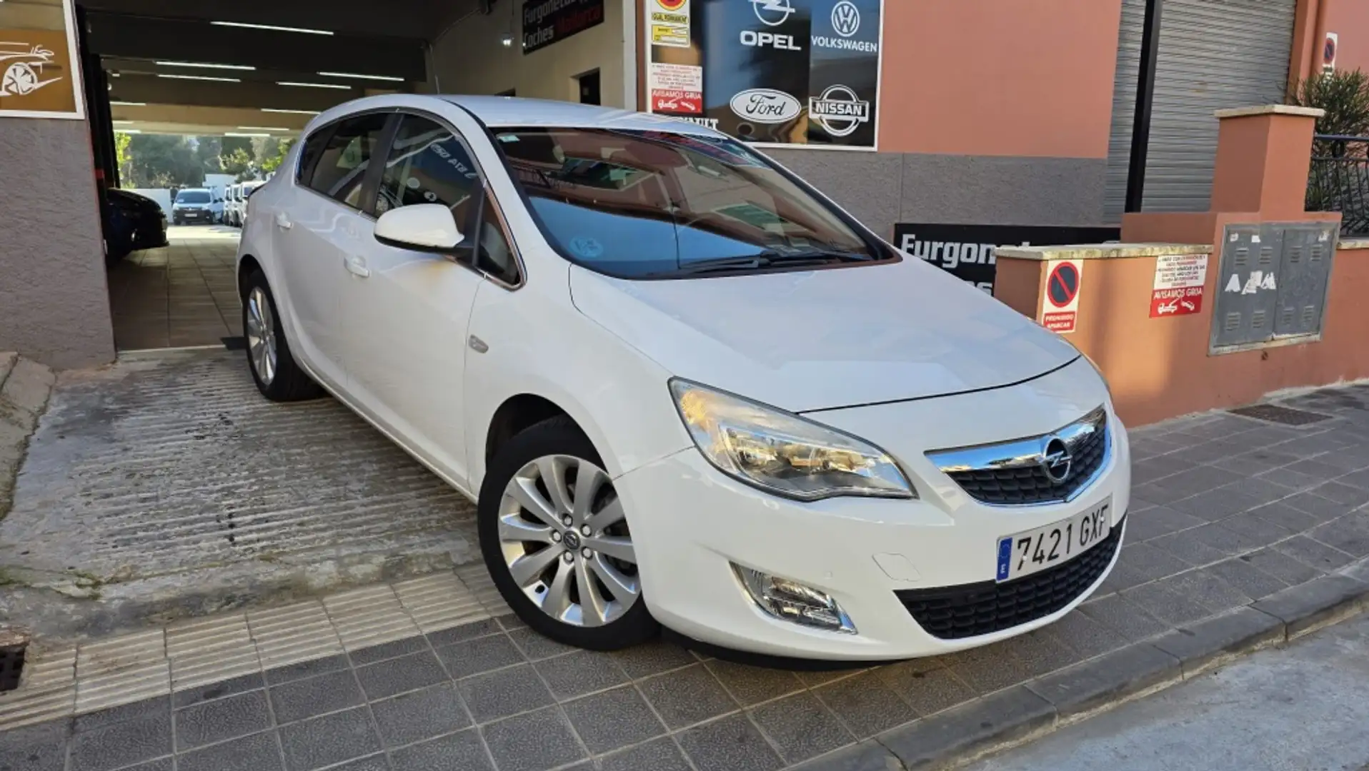 Opel Astra Berlina Manual de 5 Puertas Blanco - 2