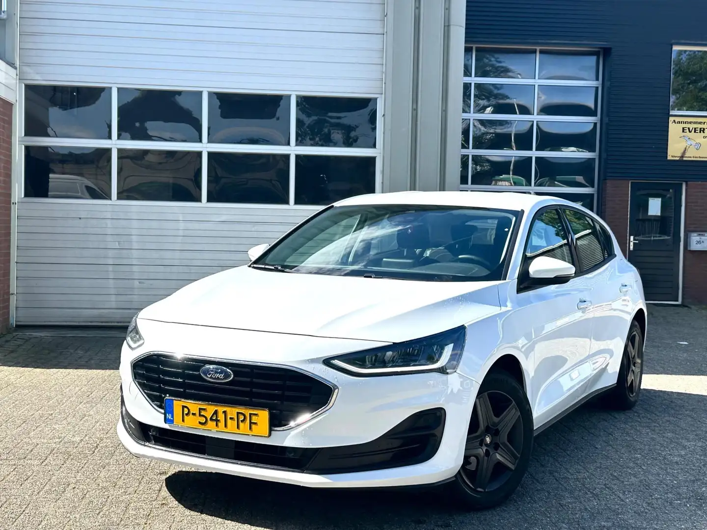 Ford Focus 1.0 EcoBoost Hybrid Titanium Style Blanco - 1
