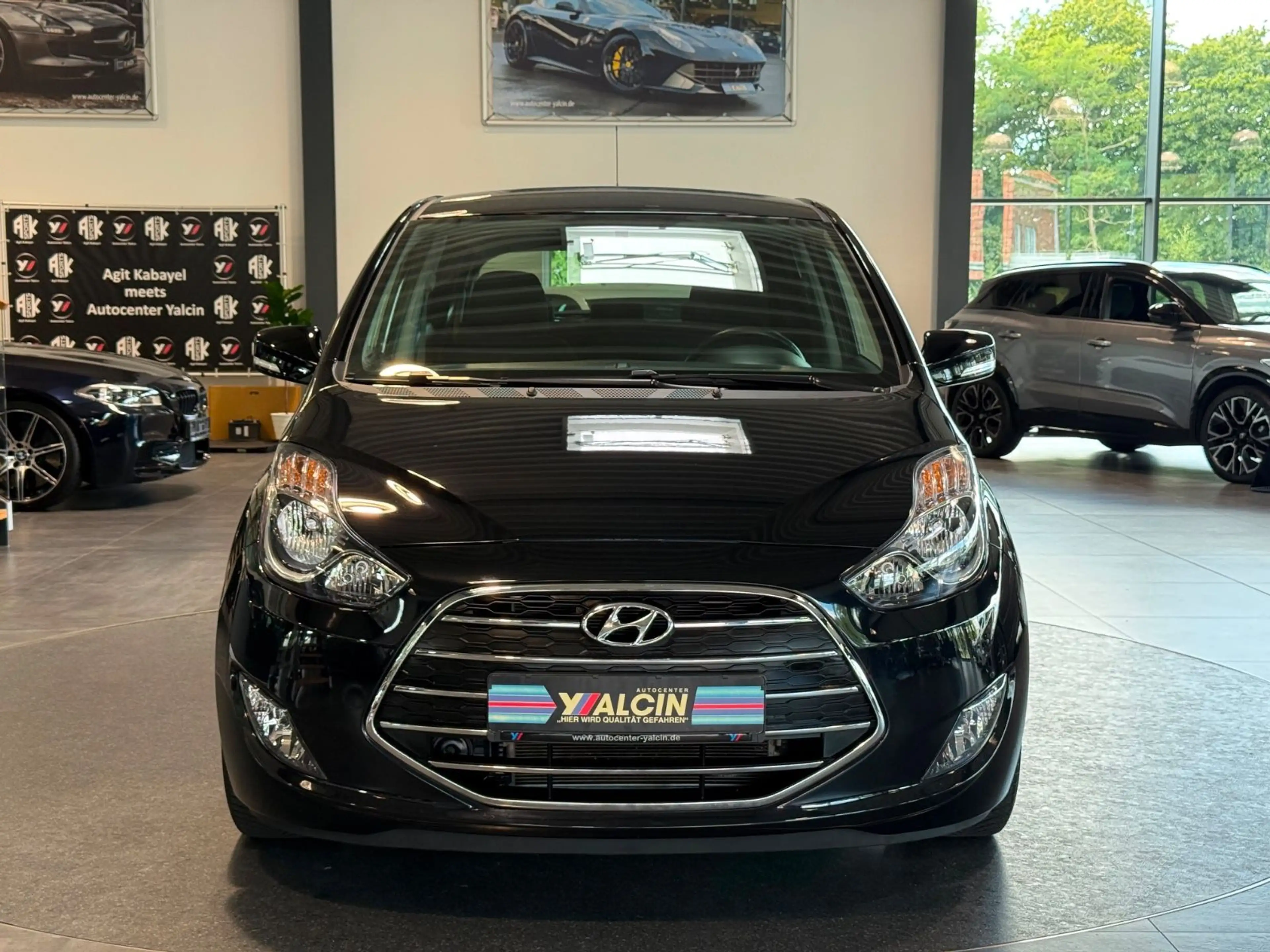 Hyundai iX20 1.6 Space Plus-Paket Automatik S-HEFT/NAVI — photo 8