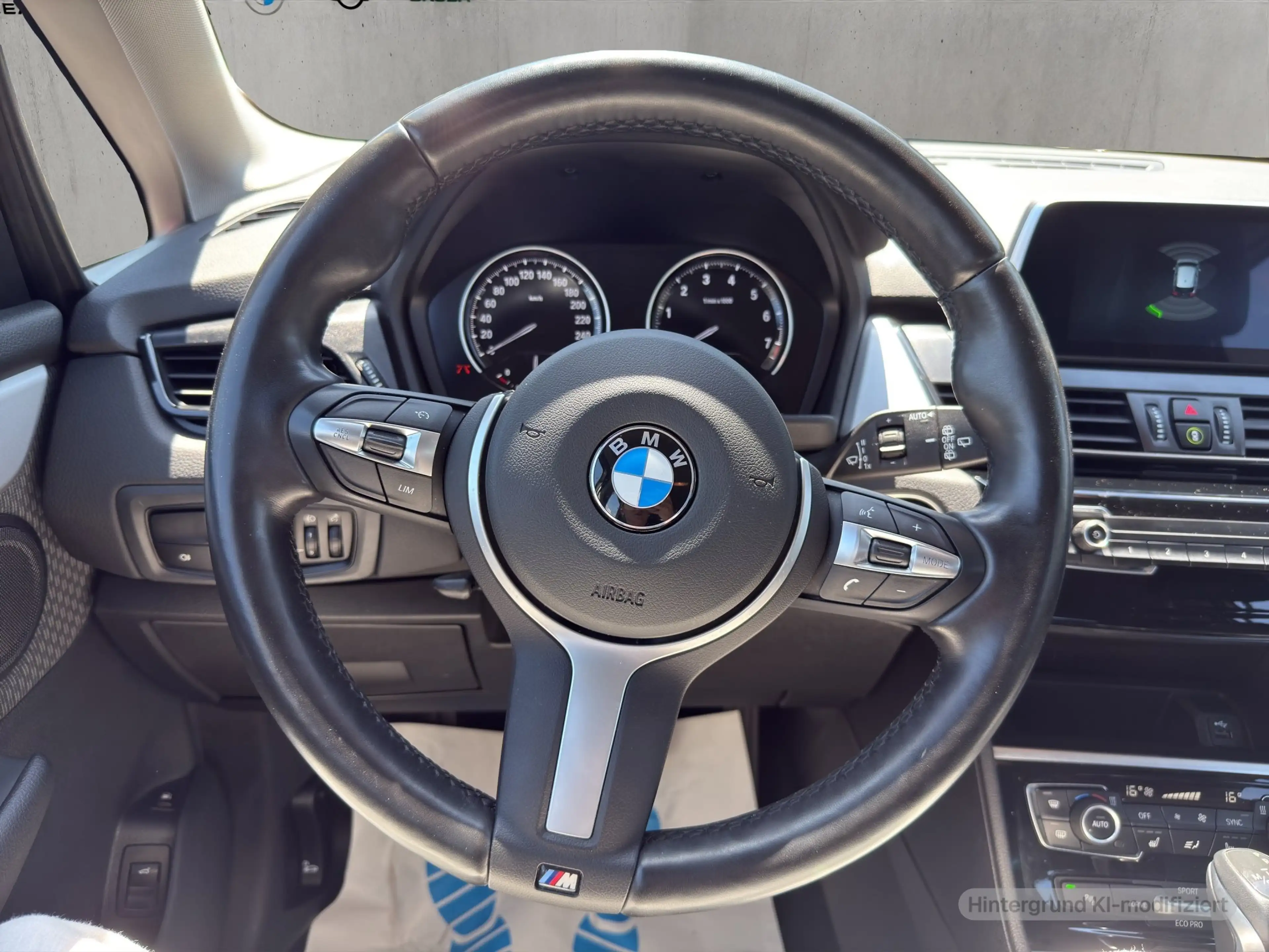 BMW 225 xe iPerformance Active Tourer — photo 12