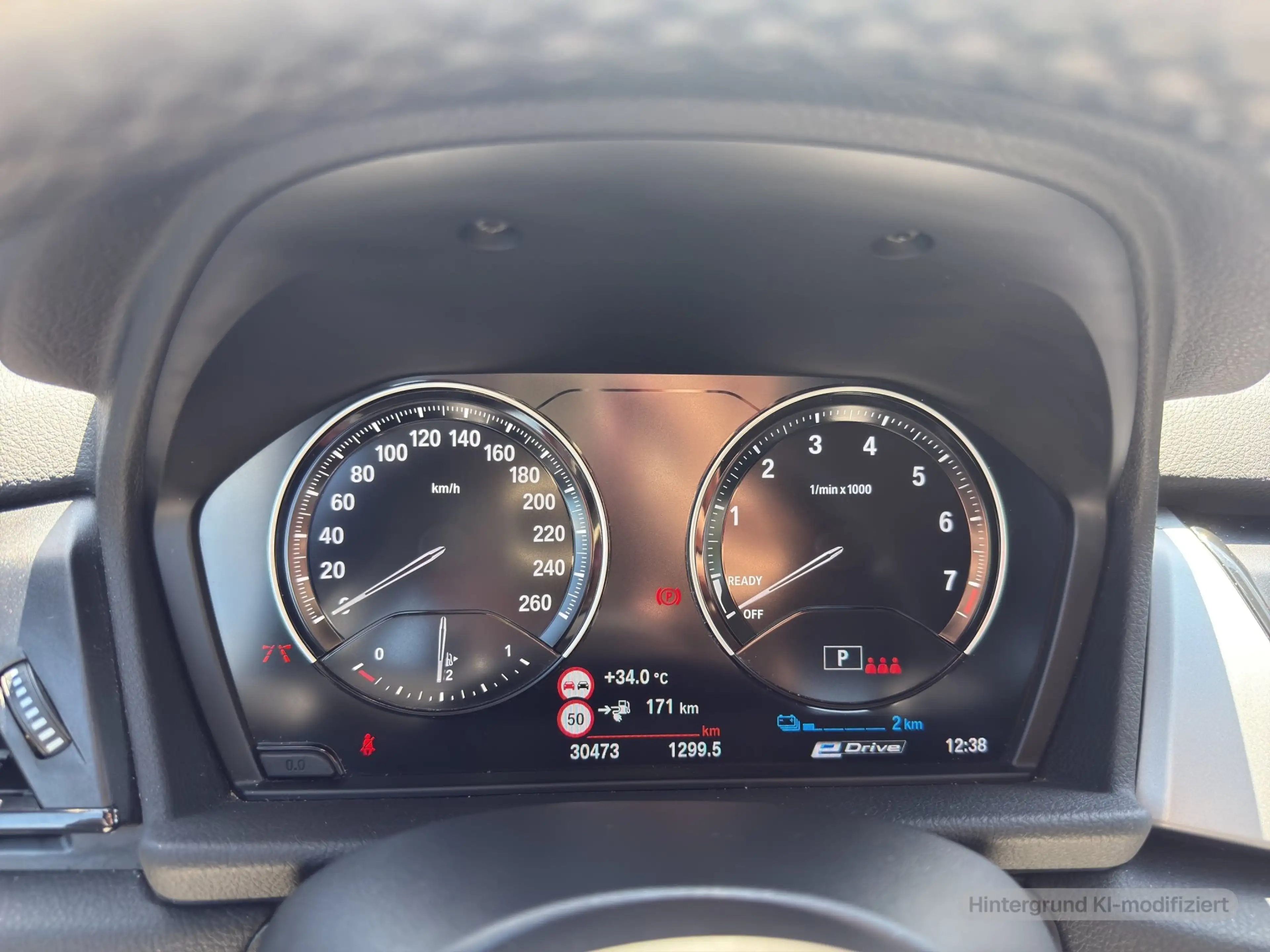 BMW 225 xe iPerformance Active Tourer — photo 13