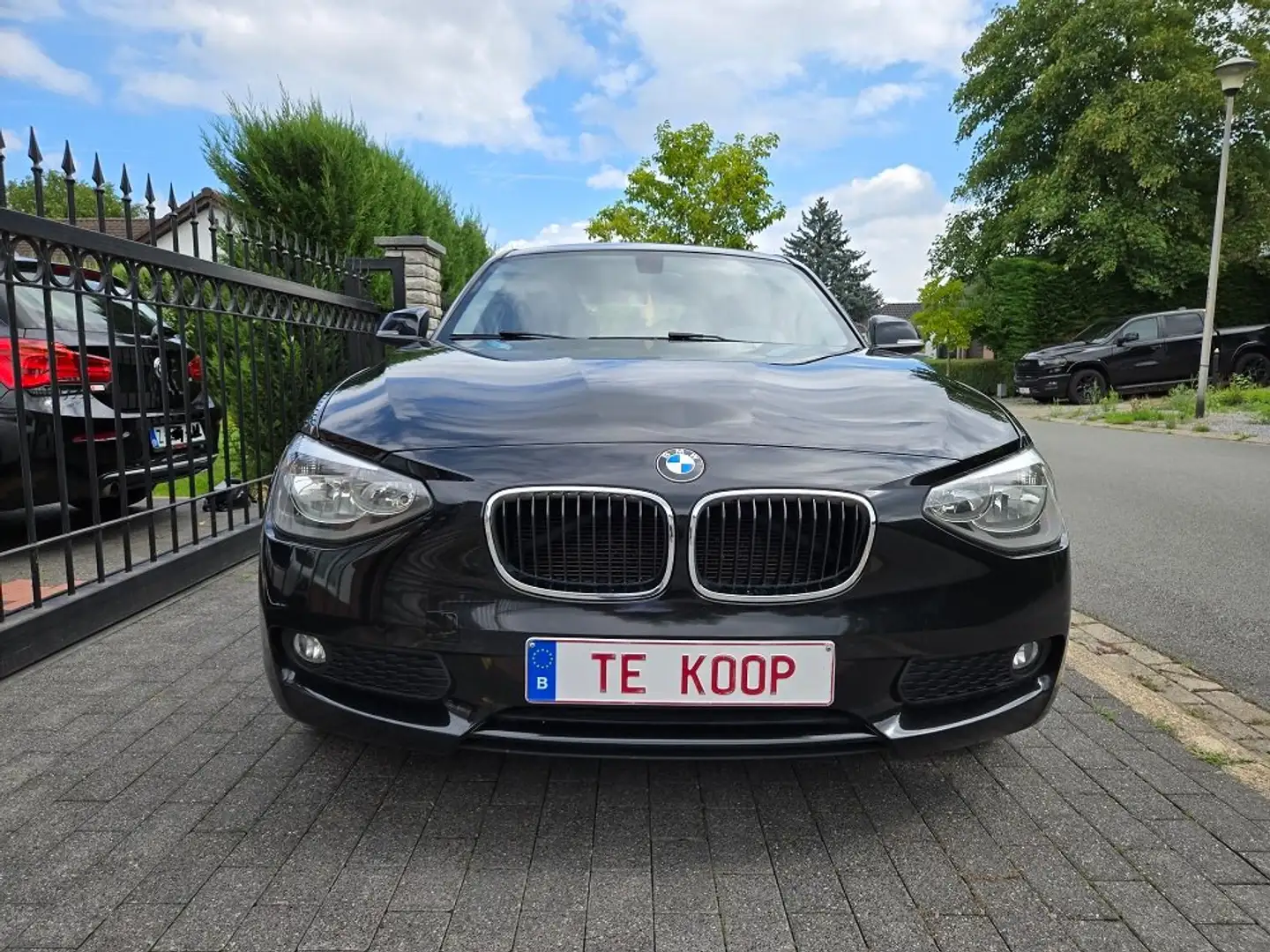 BMW 116 116iA Pole Position Edition Schwarz - 2