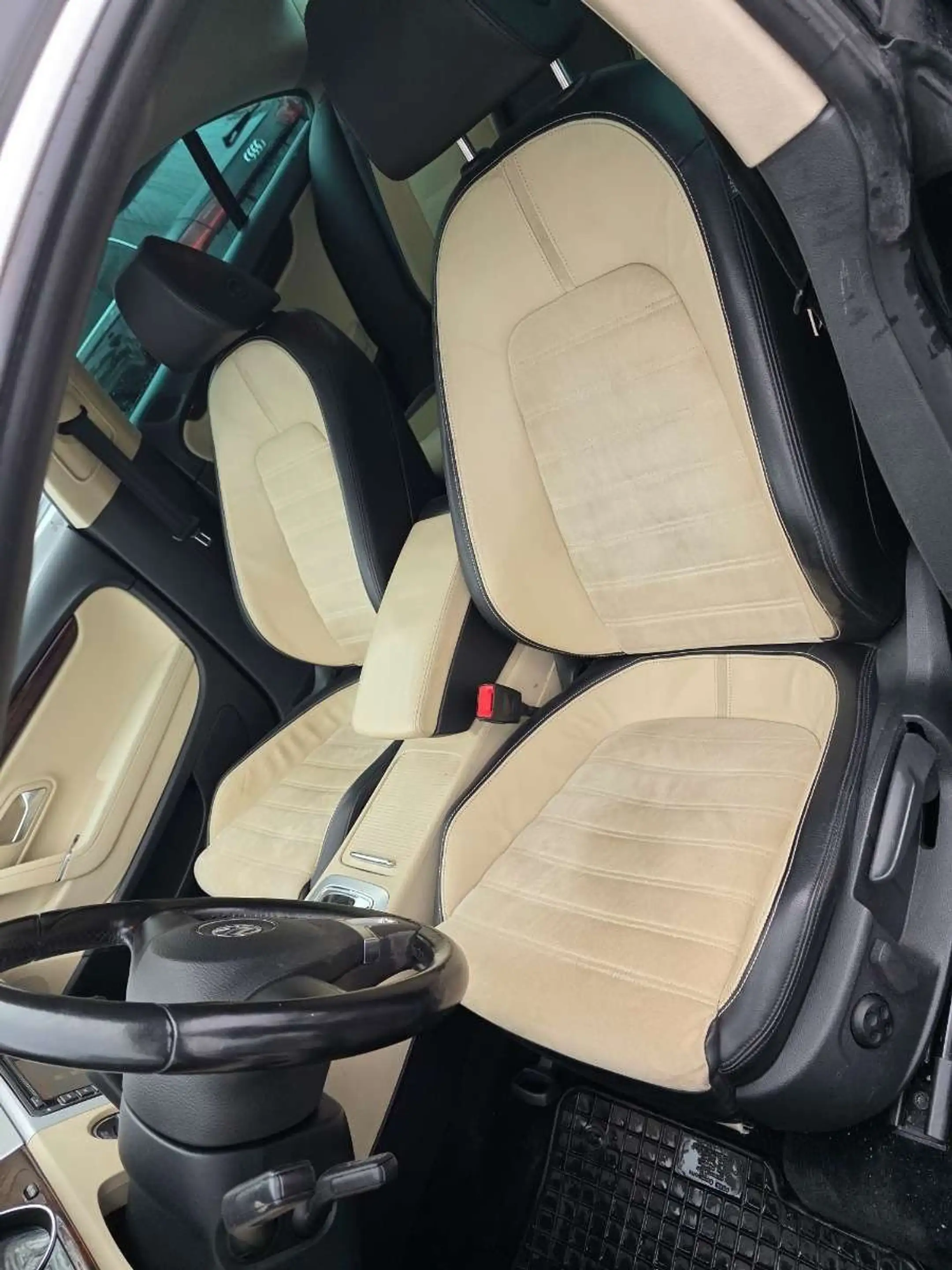 Volkswagen Passat CC Passat CC 2,0 TDI DPF DSG — photo 11