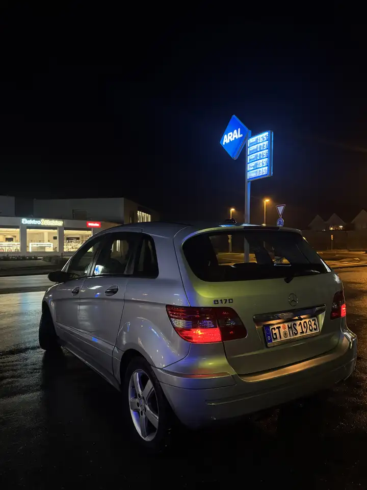 Mercedes-Benz B 170