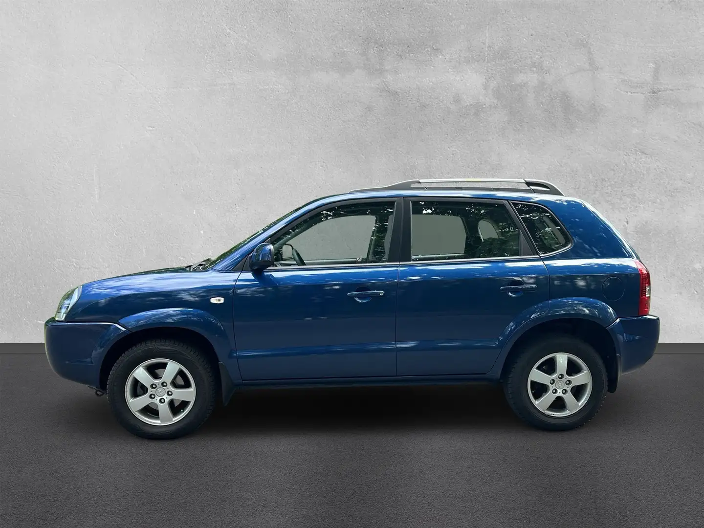 Hyundai TUCSON 2.0 2WD GLS 1. Hand Klima Tüv Wenig Km plava - 2