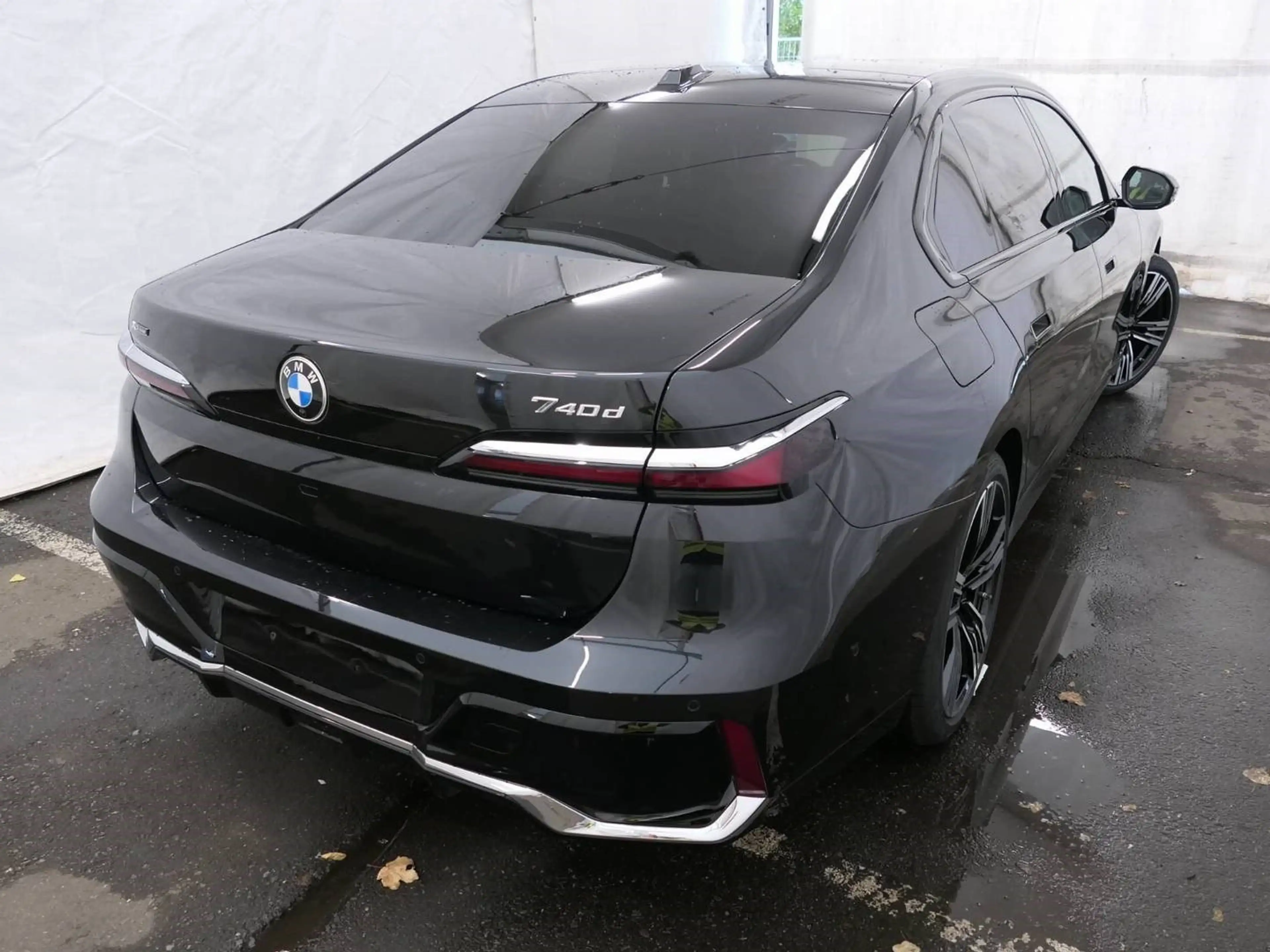 BMW 740 d xDrive Limo M Sport || Pano StndHzg HUD — photo 2