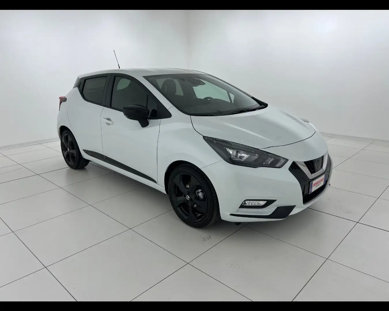 Nissan Micra 5 Porte 1.0 IG-T N-Sport Wit - 1