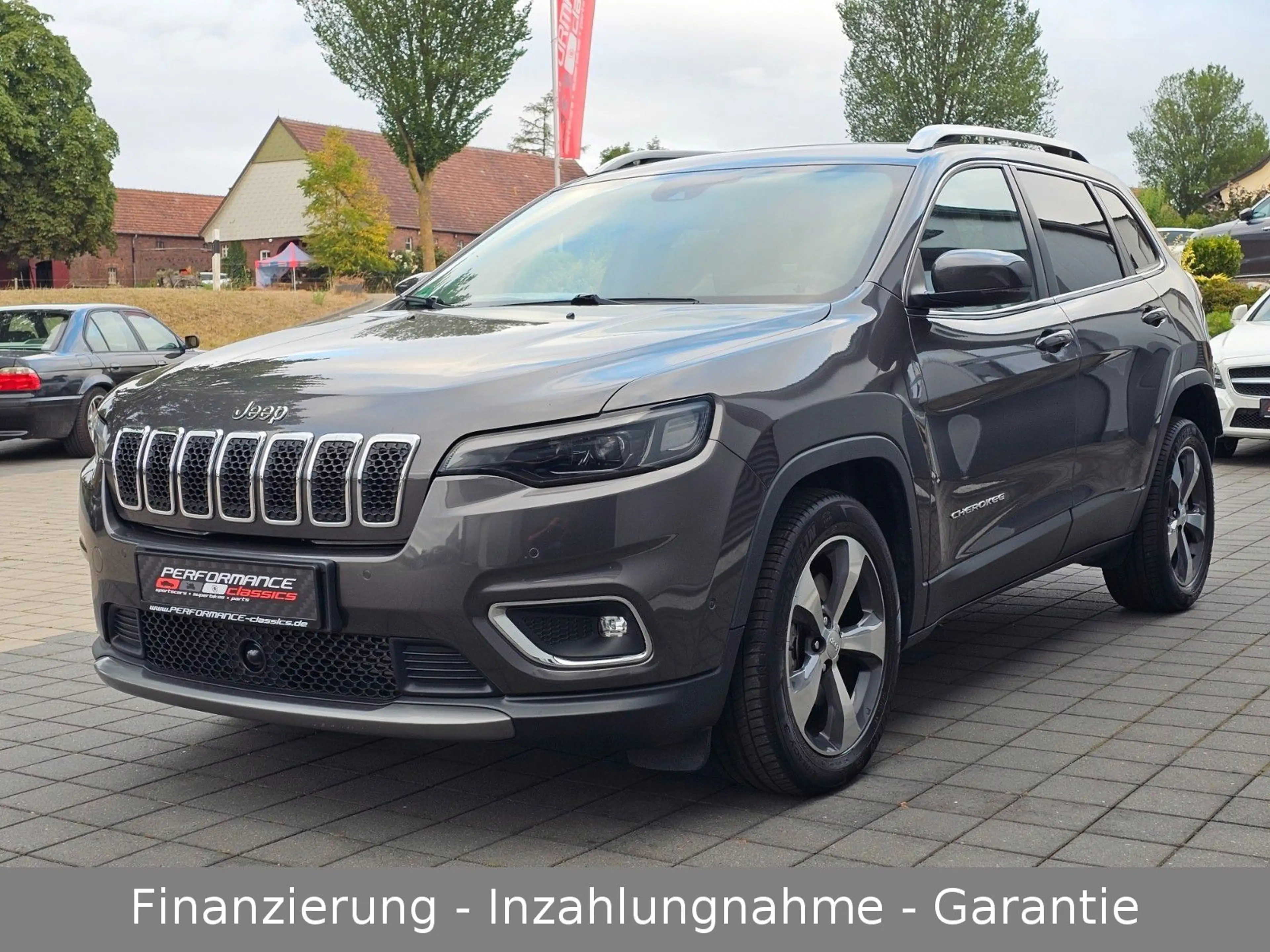 Jeep Cherokee Limited — photo 7