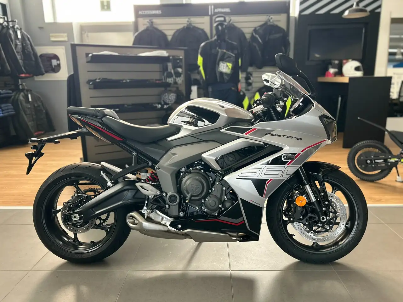 Triumph Daytona 660