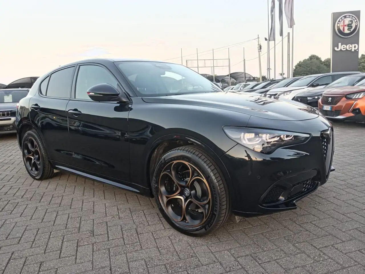 Alfa Romeo Stelvio 2025