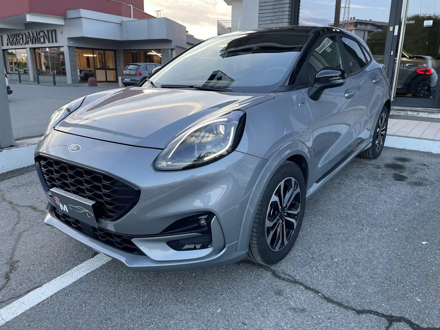 Ford Puma Puma 1.0 EcoBoost Hybrid 125 cv SES ST-Line X Grijs - 2