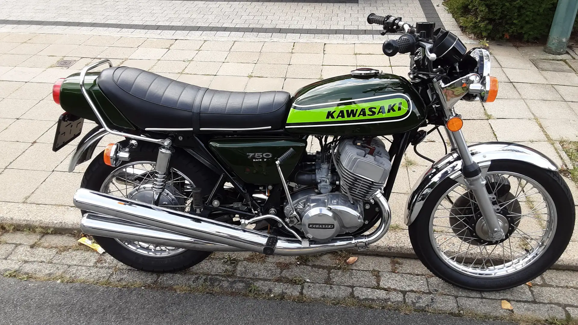 Kawasaki 750 H2 Verde - 1