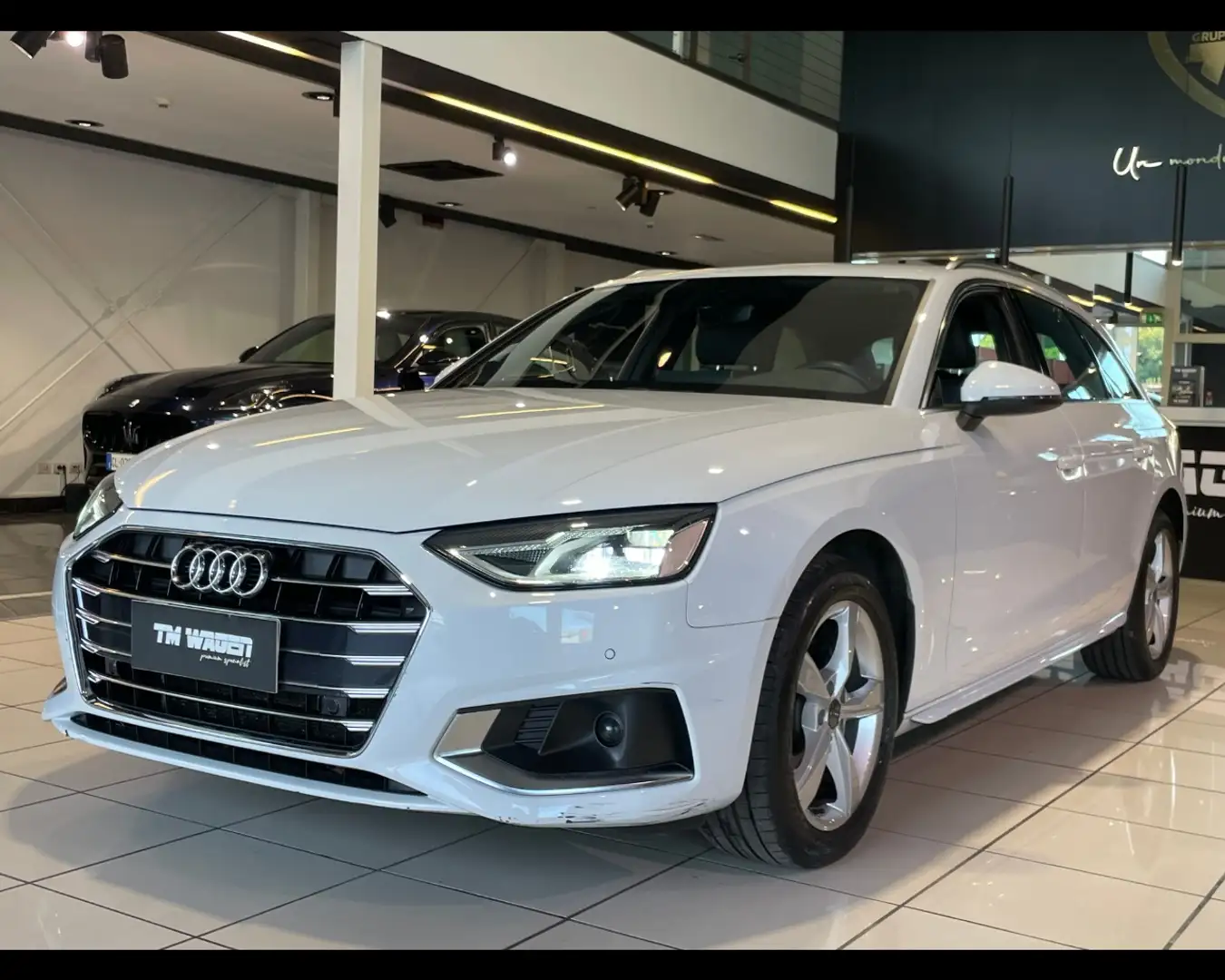 Audi A4 Avant 35 TDI/163 CV MHEV S tronic s-line 2020 Bianco - 1