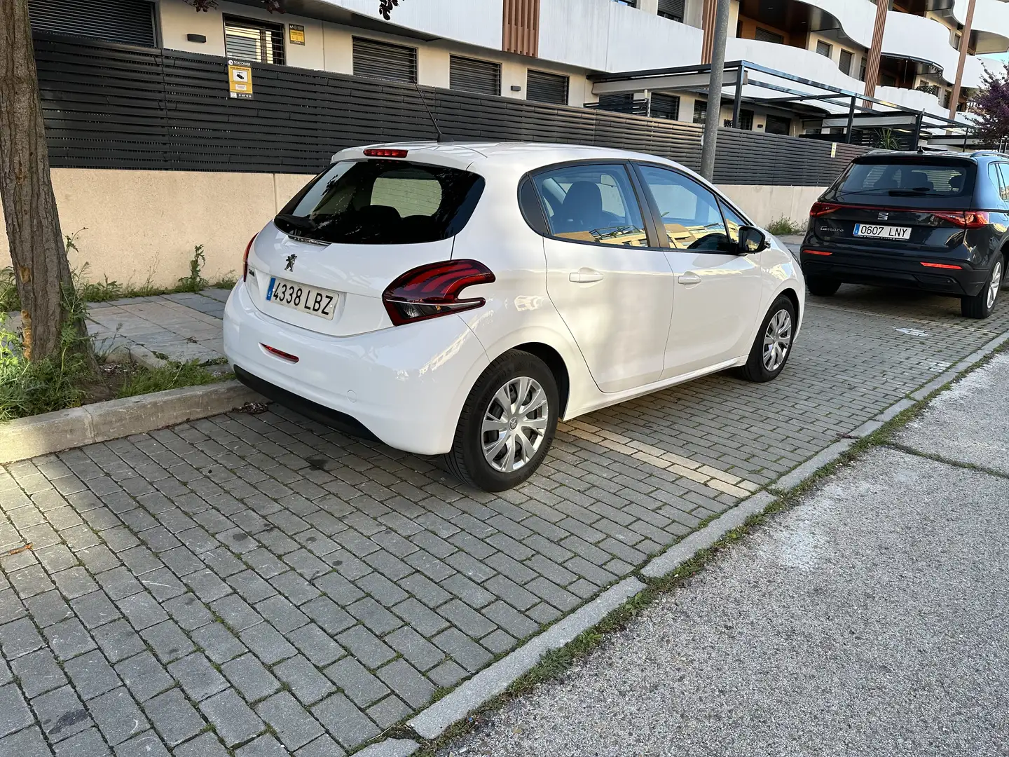 Peugeot 208 1.5BlueHDi S&S Active 100 - 1
