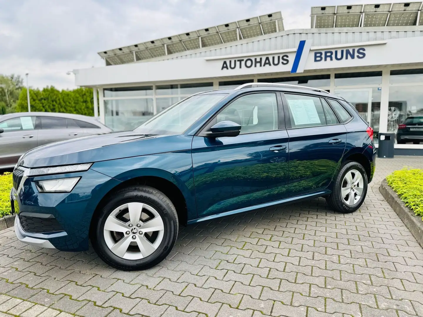 Skoda Kamiq 1,0 TSI, AMBITION, DSG, SHZ, RFK, SmartLink, ACC, Azul - 2