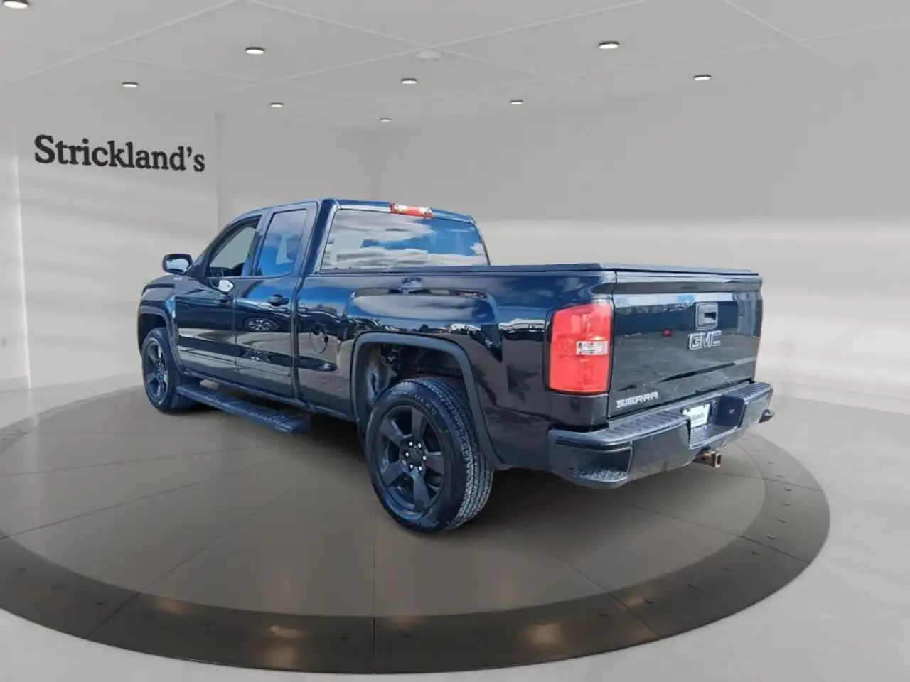 GMC Sierra 1500 снимка GMC Sierra 1500