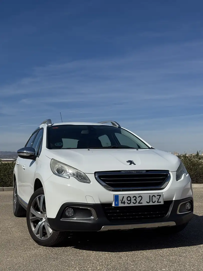 Peugeot 2008 1.2 PureTech S&S Allure 110 - 2