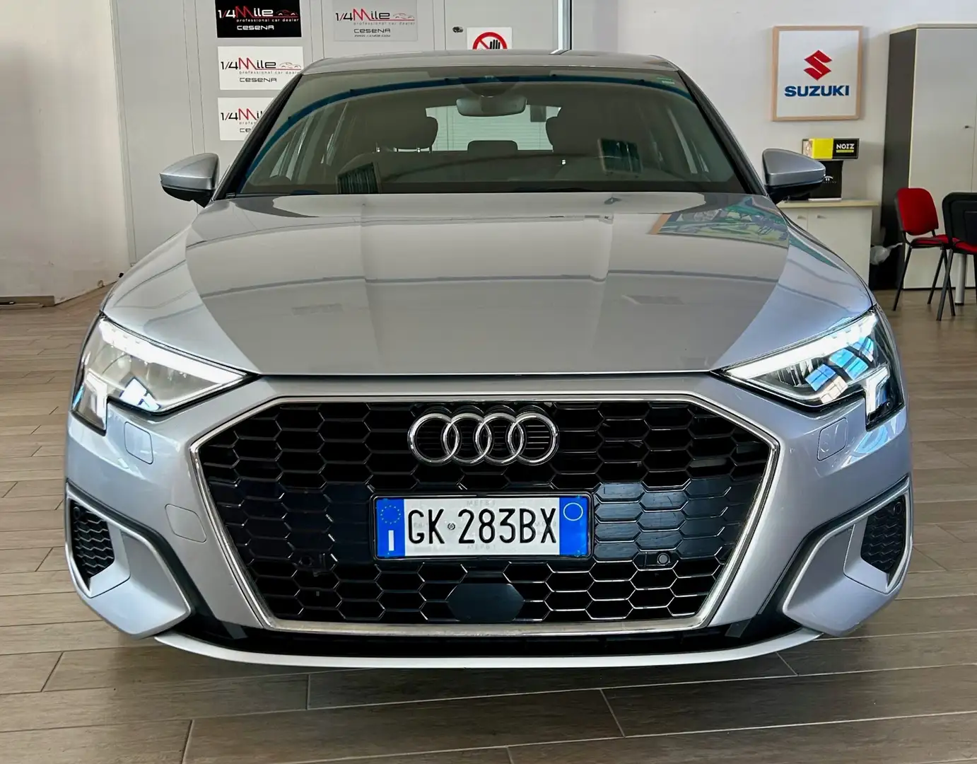 Audi A3 A3 SPB 30 g-tron S tronic Business Advanced Argent - 2