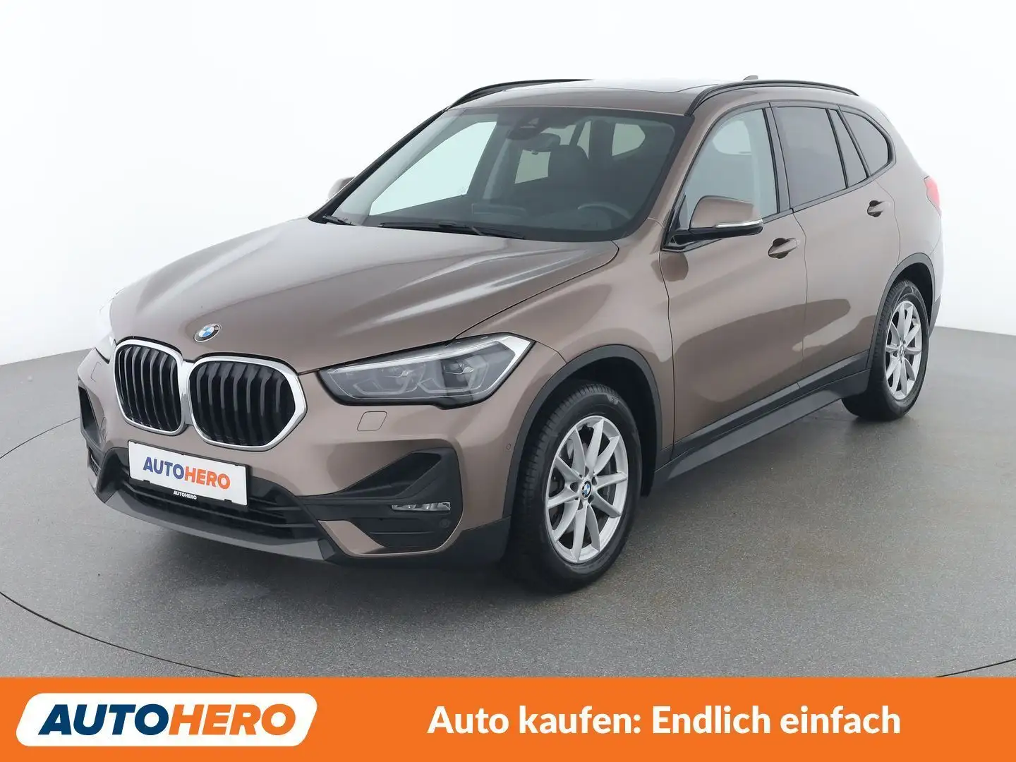 BMW X1 xDrive 18d Advantage Braun - 1
